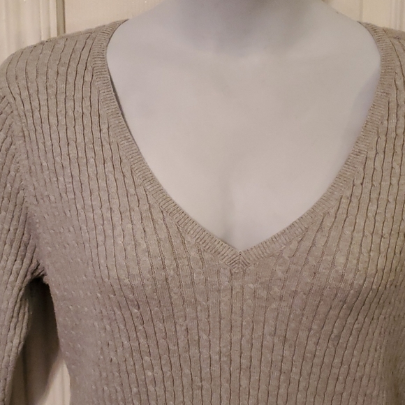 *Pria Ribbed Sweater - Picture 4 of 7